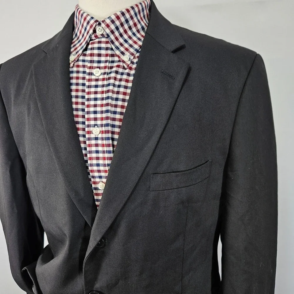Perry Ellis Men's Sport Coat Blazer Two Button Solid‎ Black Wool Polyester 43R